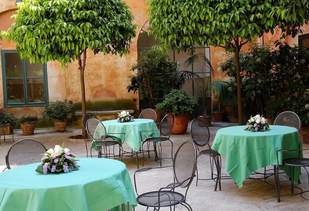 Casa Di Santa Francesca Romana a Ponte Rotto-1