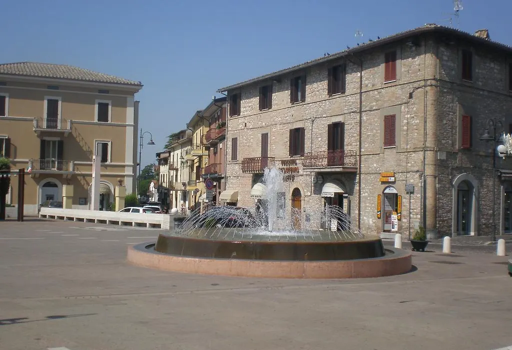 Piazza degli Angeli-1