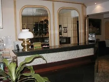 Hotel Vienna-1