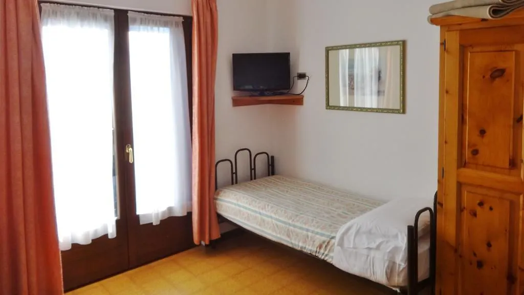 Hotel Piccolo Mondo-1