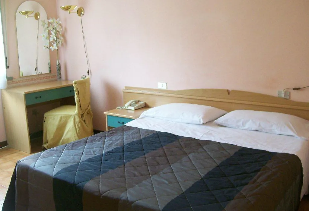 Hotel La Rosta-1