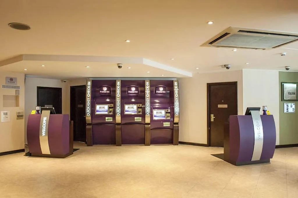 Premier Inn London Tower Bridge-1