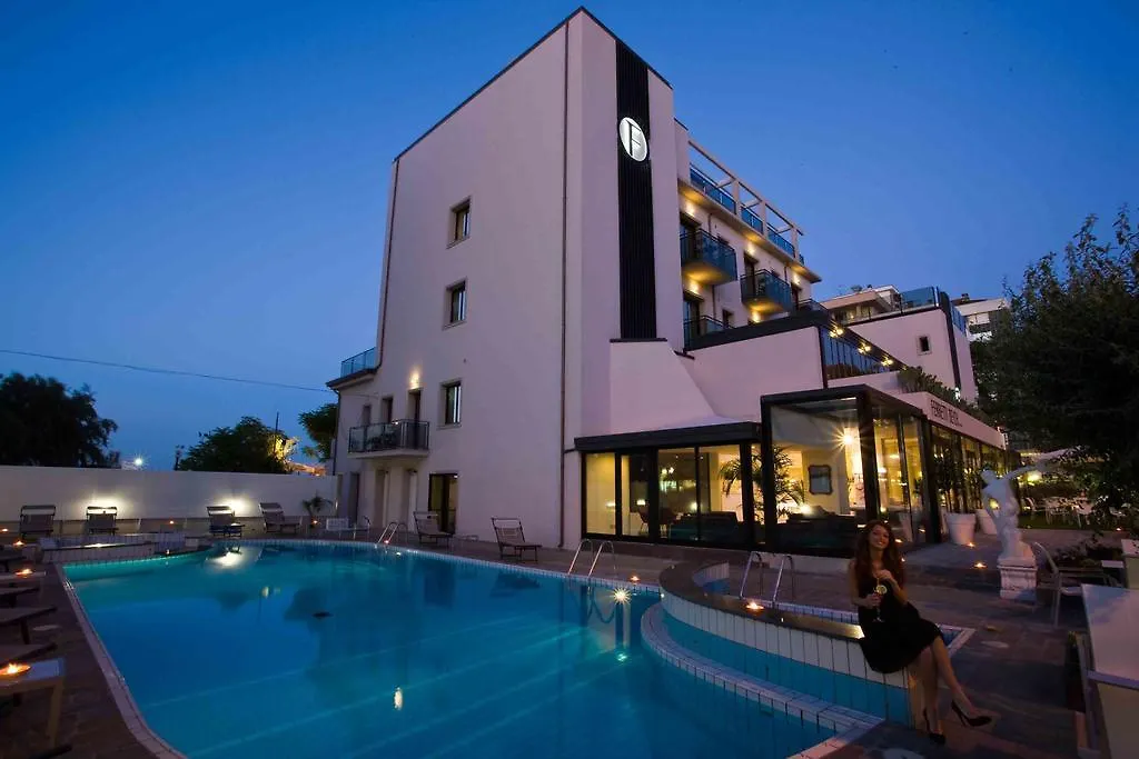 Ferretti Beach Hotel-1