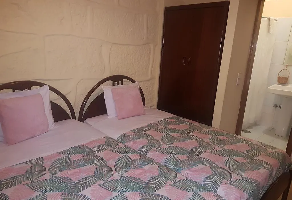 Caldeira Guest House-1