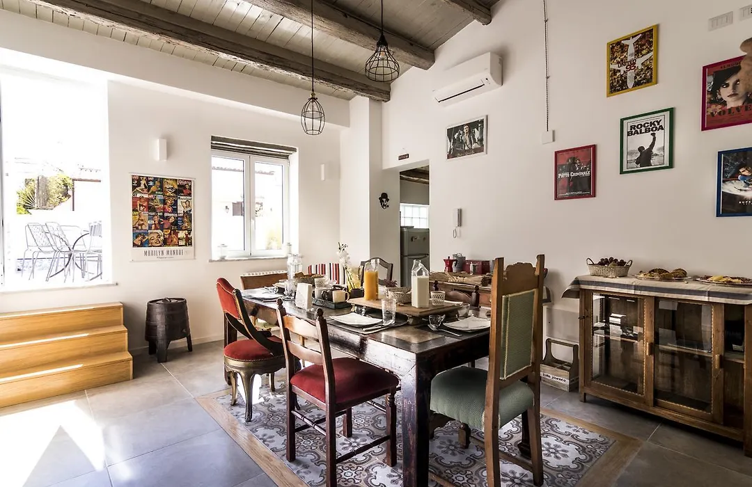 Ad Hoc Rooms-1