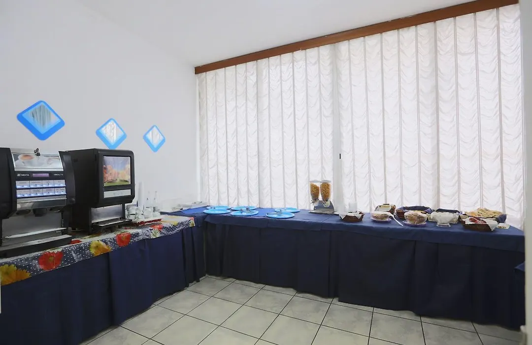 Hotel Tv-1