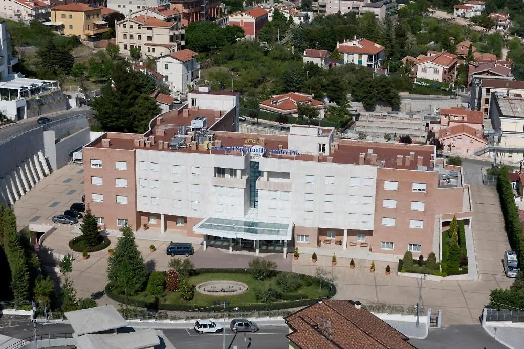 Hotel Centro Di Spiritualità Padre Pio-1
