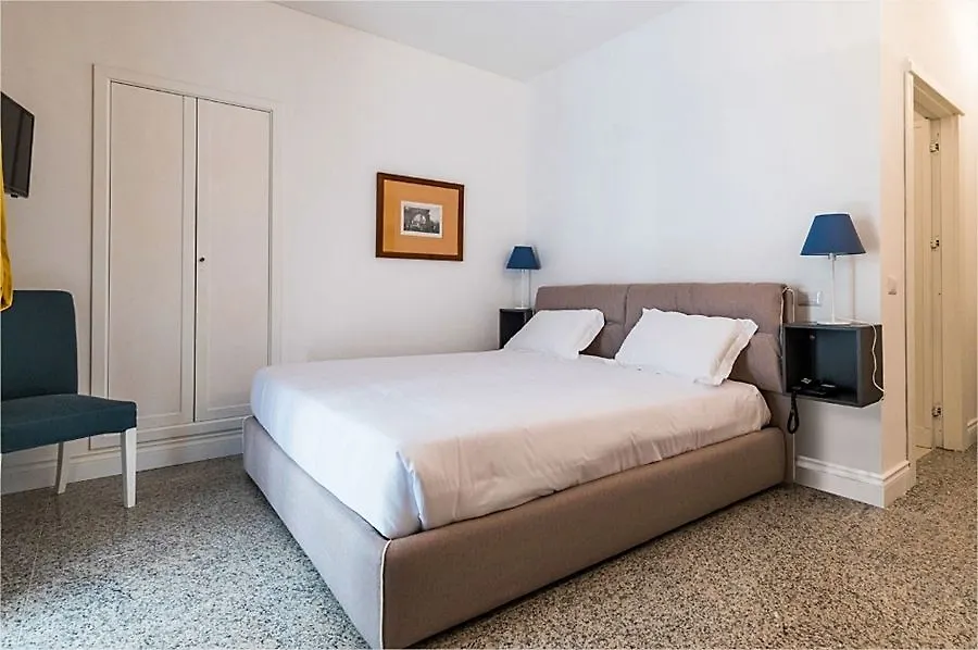 Suites Lungomare-1