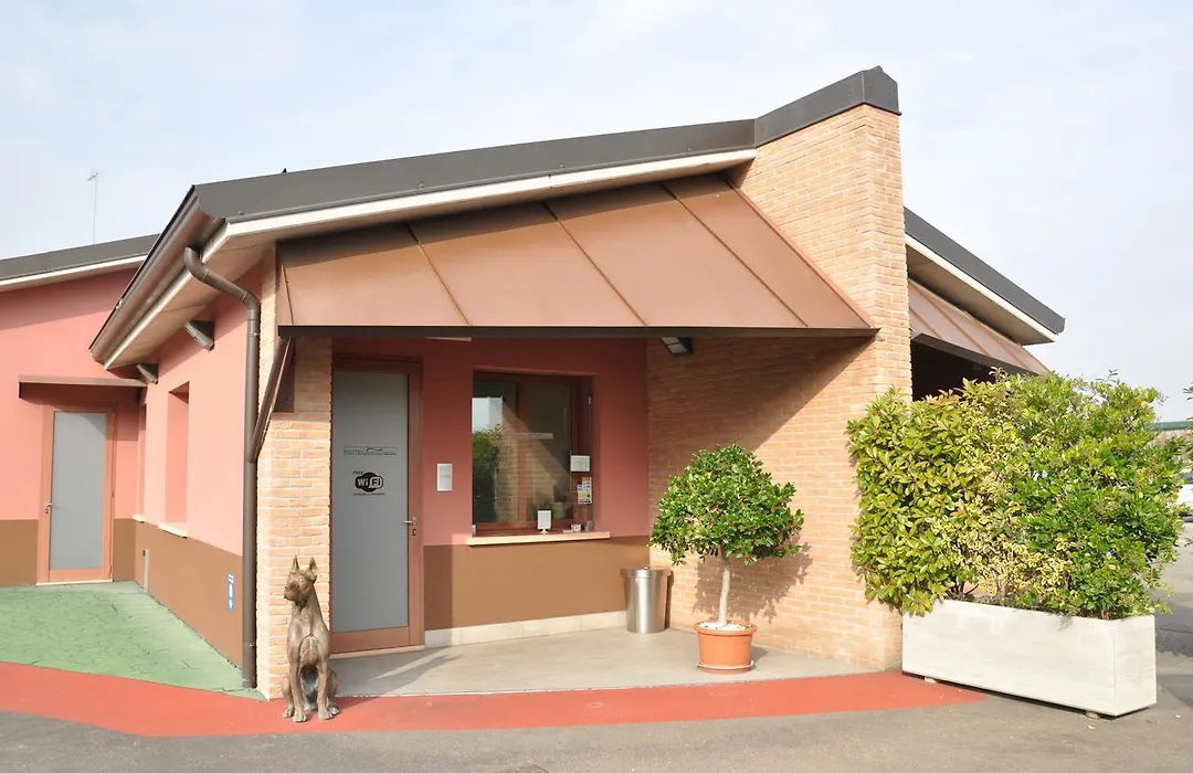 Rimmel Motel-1