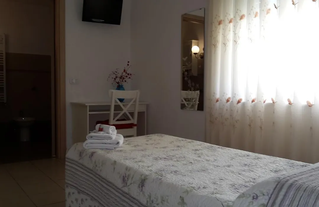 Bed And Breakfast Trestelle-1