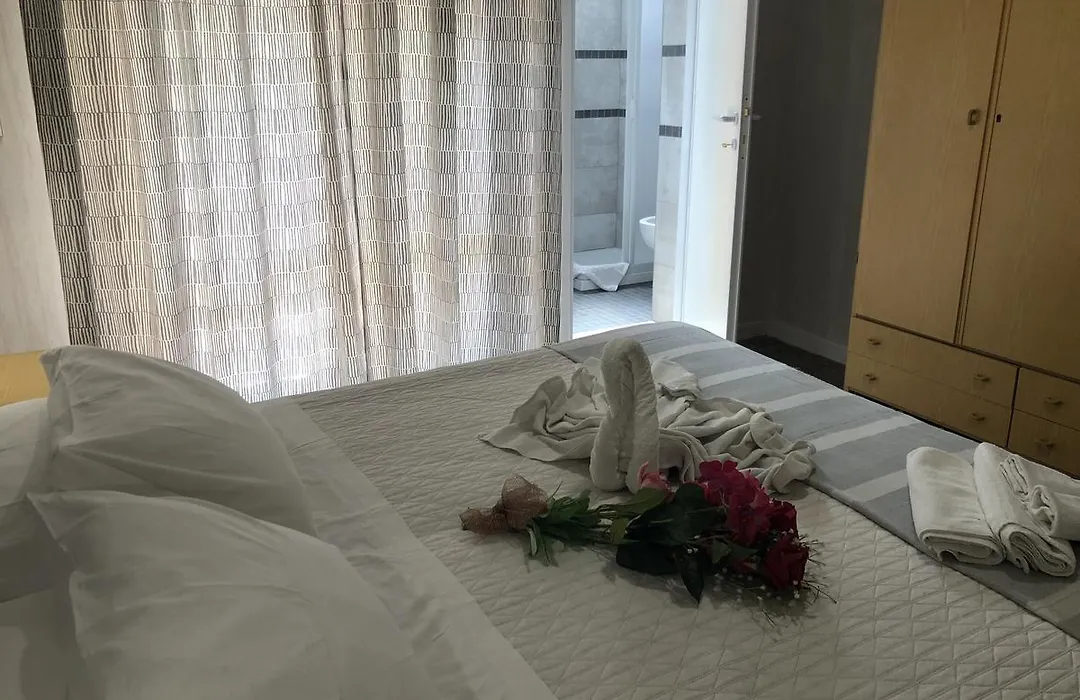 Hotel Monti-1
