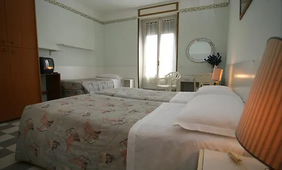 Hotel Eva-1