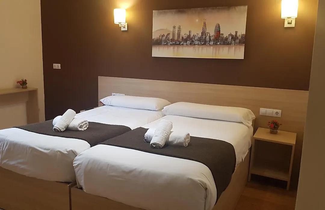 Hostal Barcelona Travel-1