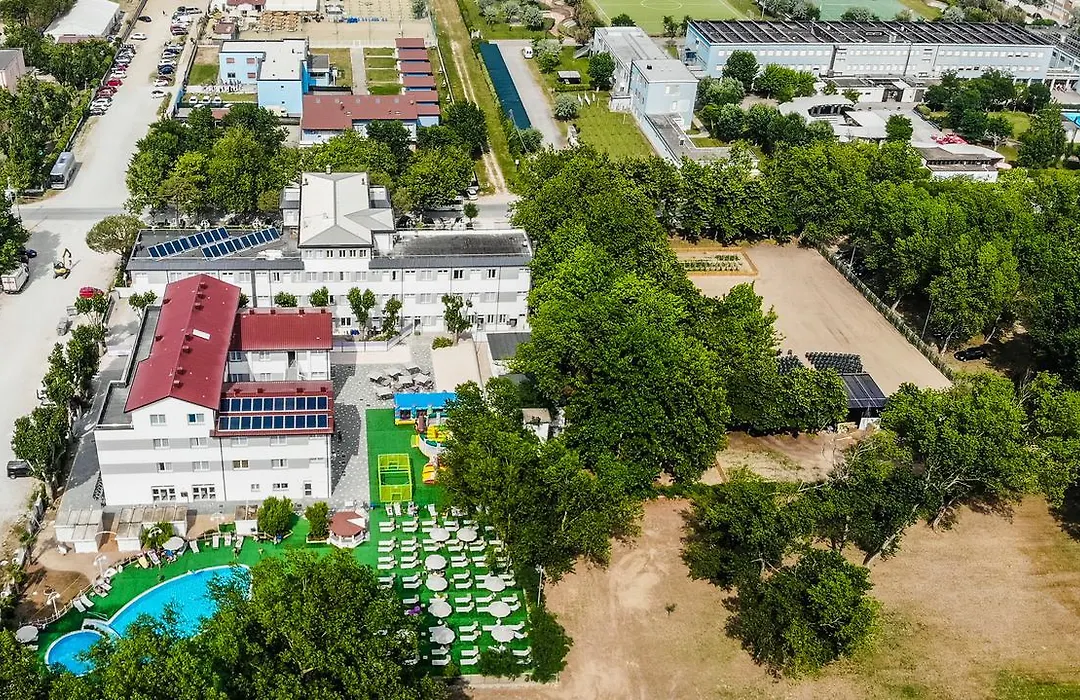 Color Green Village Cesenatico Family-1