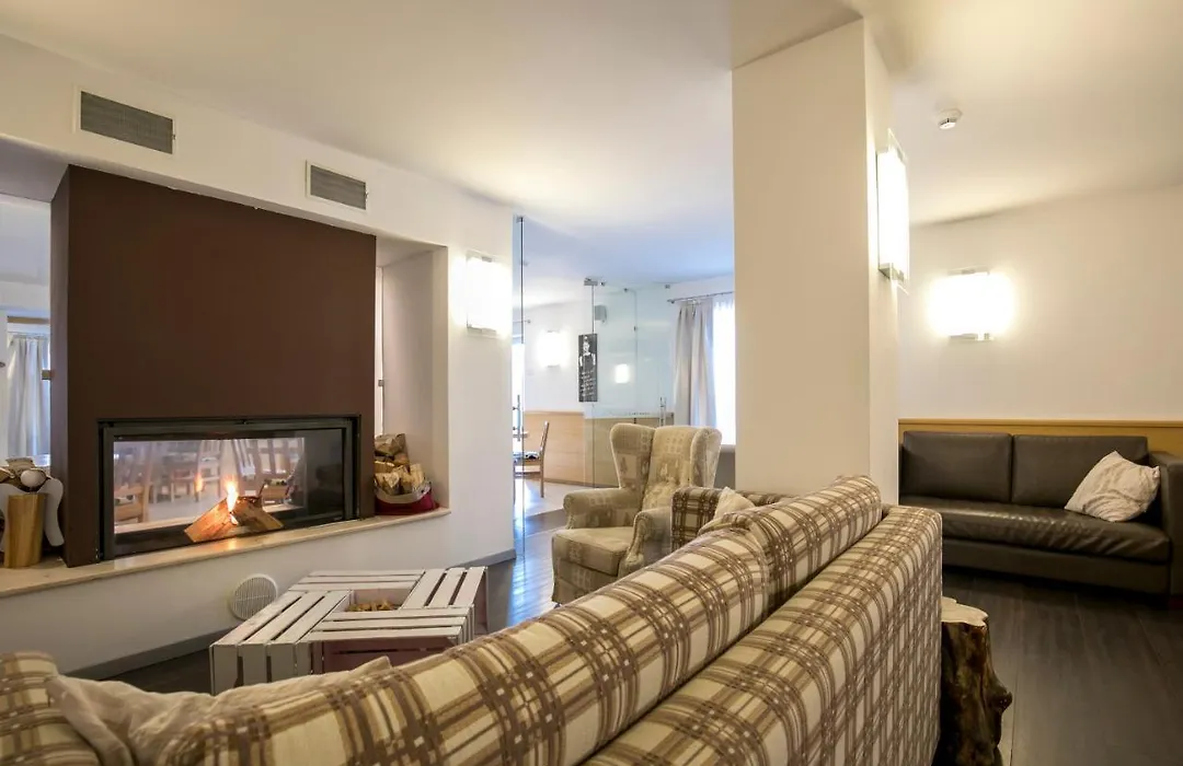 Hotel Luna Bianca Folgaria-1