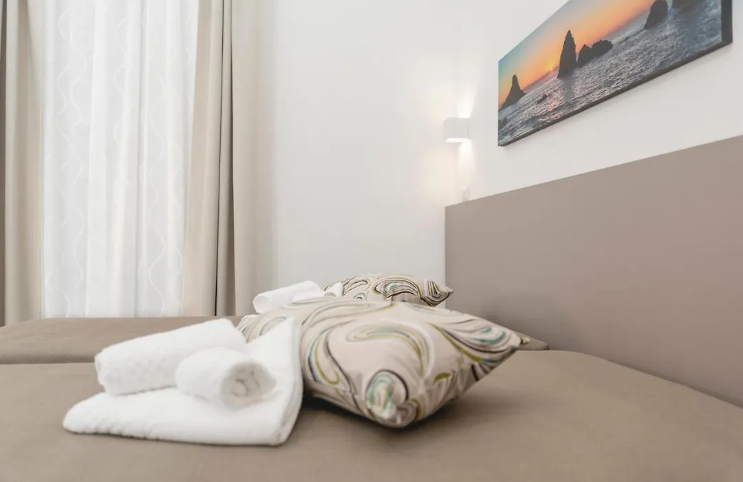 Fladi House Catania-1