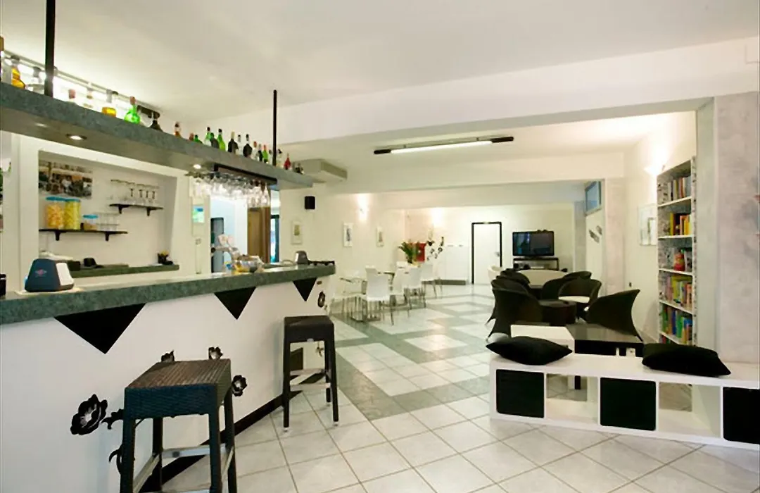 Hotel Camay-1