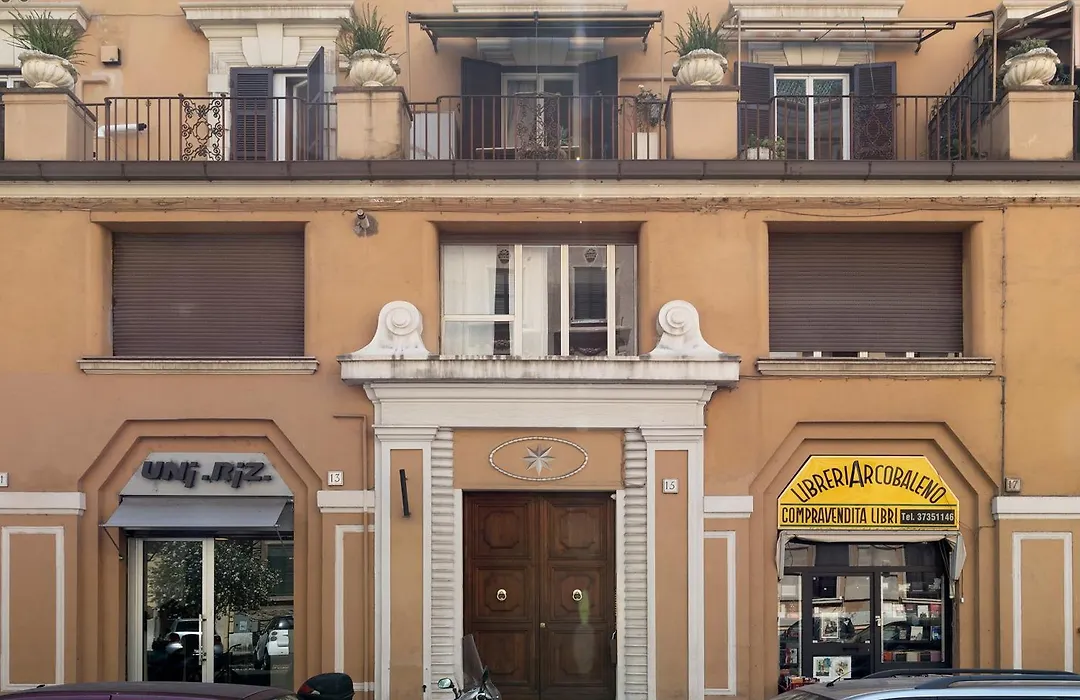 Guest Roma House-1