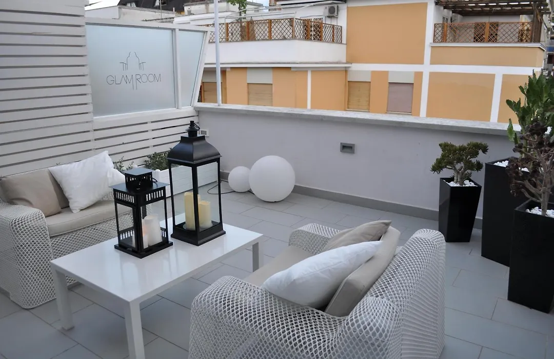 Glamroom Luxury Terrace-1