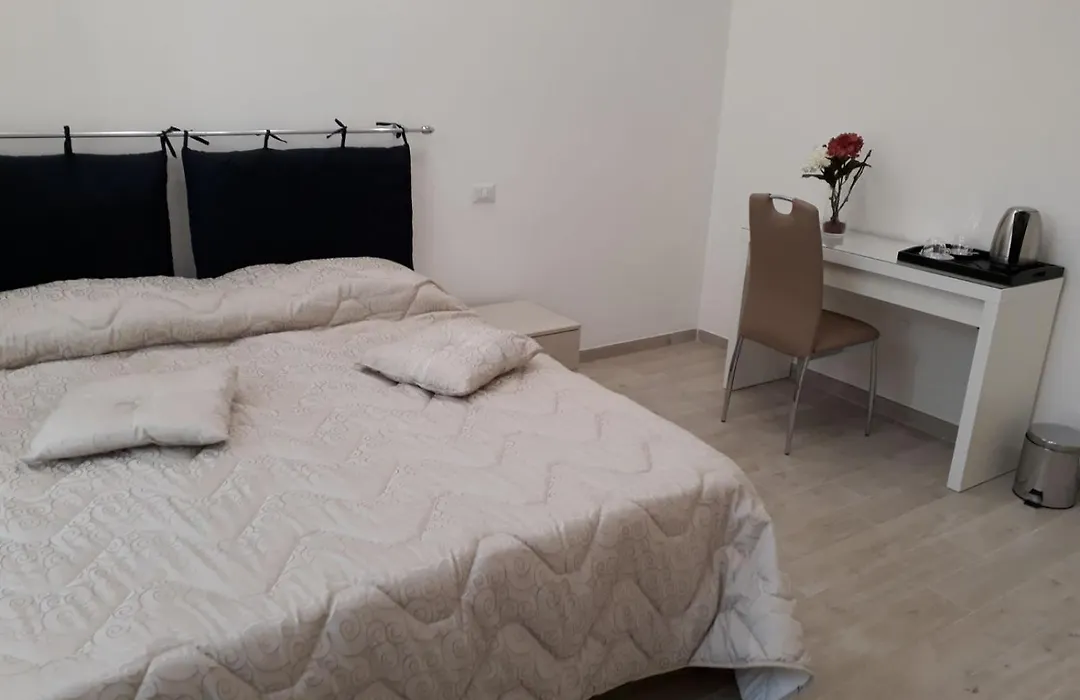 Rosa del Salento-1