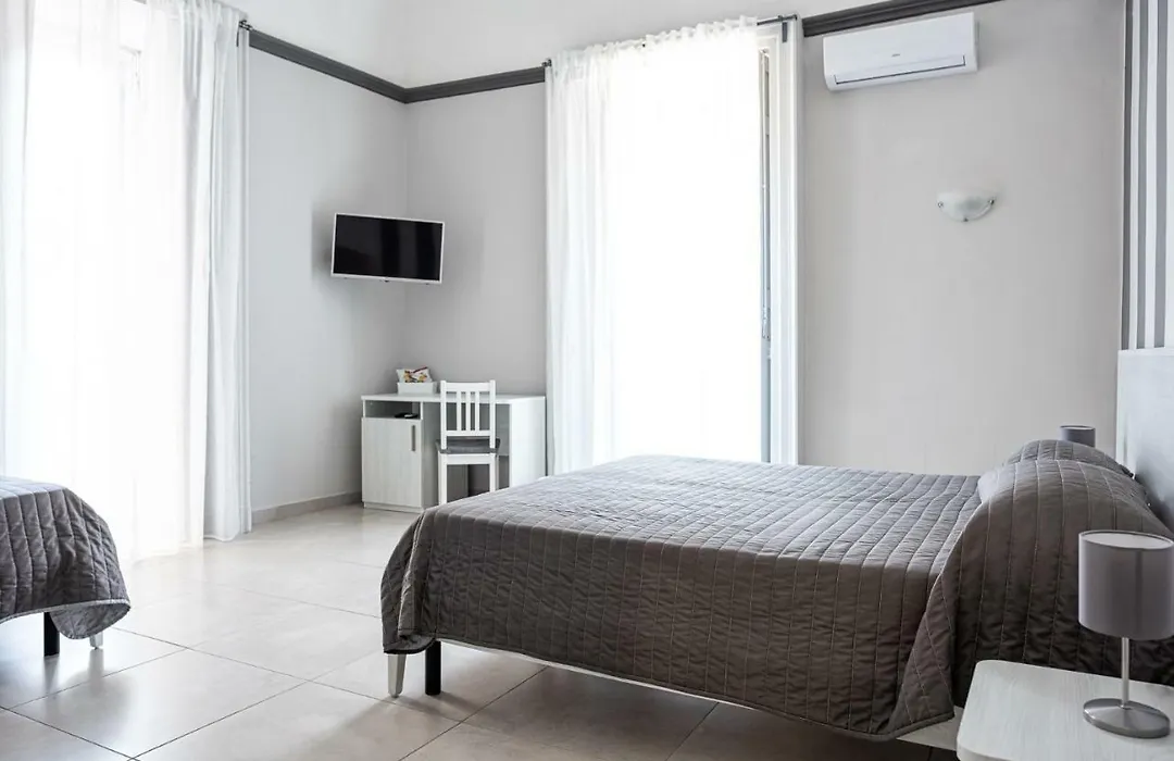 Hotel Costanza-1