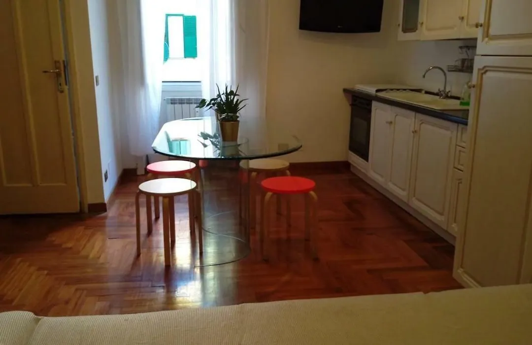 Varese Guest House-1