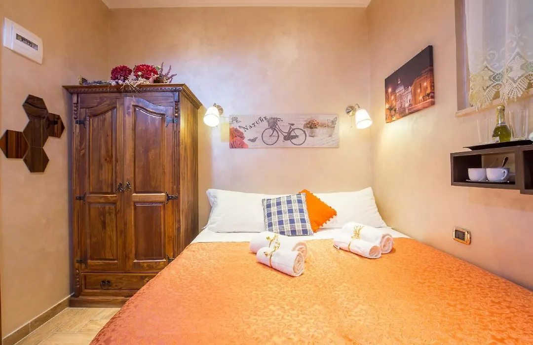 Starry Rome Guest House-1