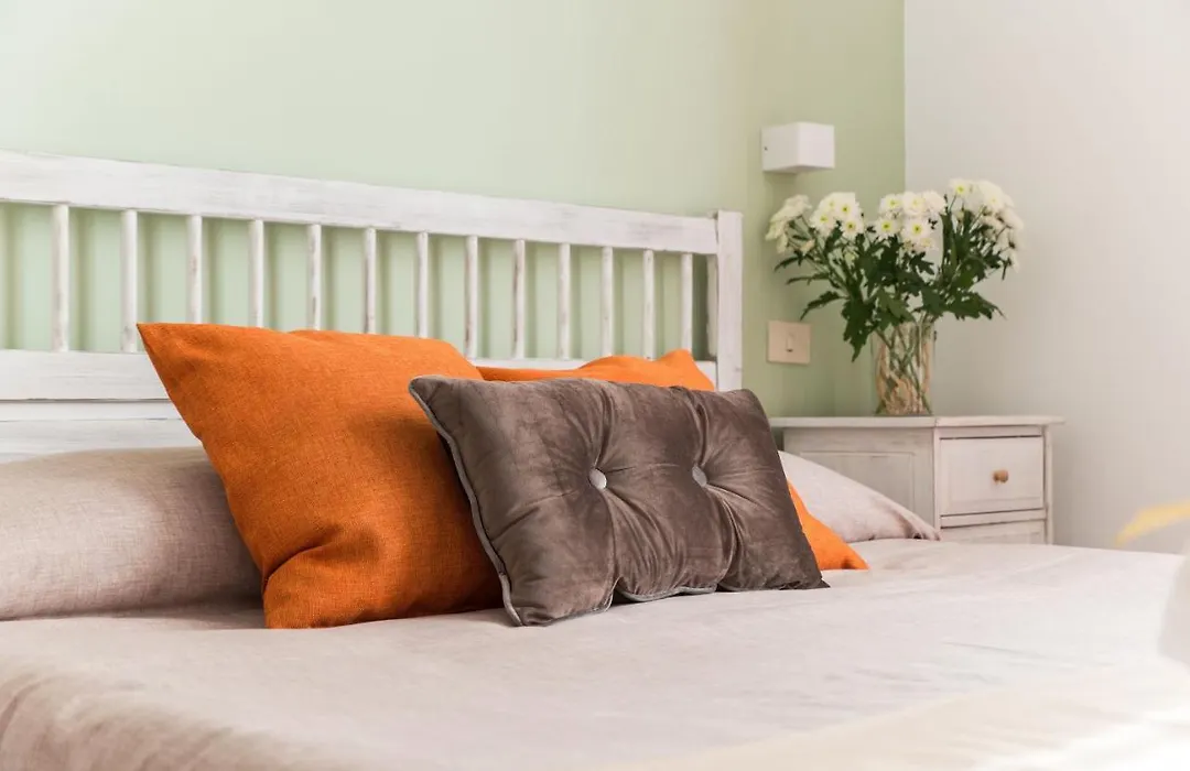 Domus Victoria Guest House-1