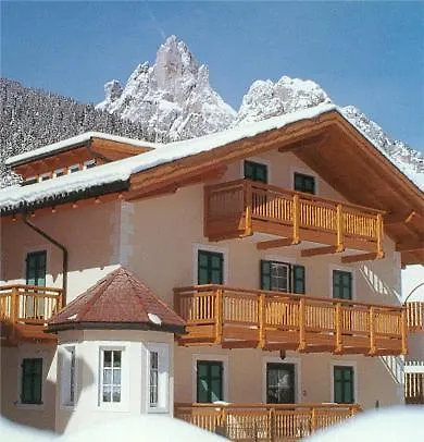 Villa San Carlo-1