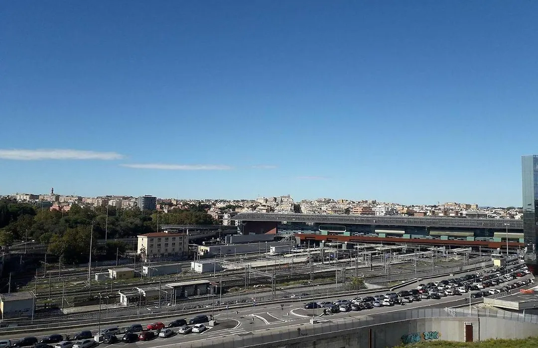 Tiburtina Hotel Holiday-1