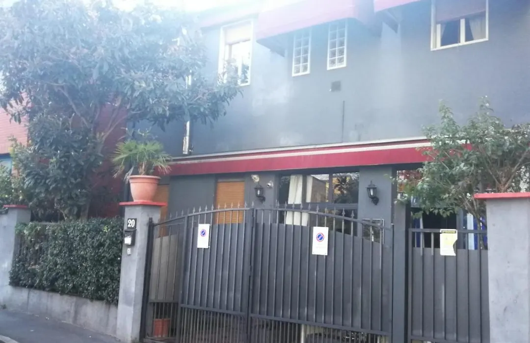 Al 20 Guest House Fiera Milano - Certosa - San Siro-1