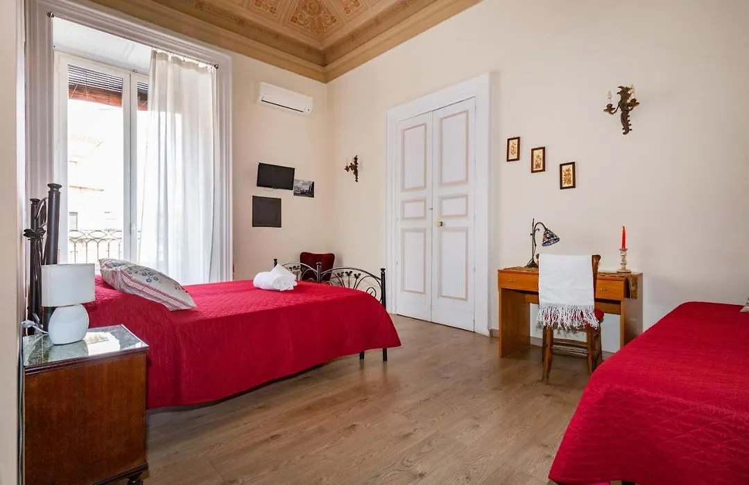 Acanthus B&B-1