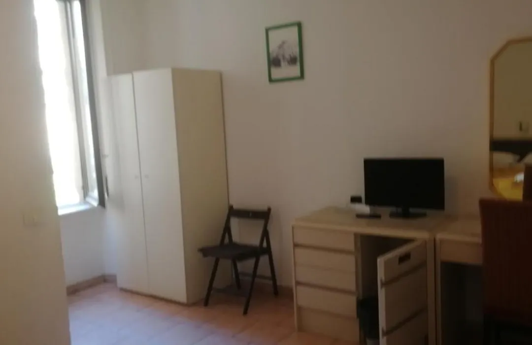 Hotel Gambara-1