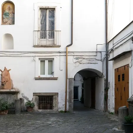 Suite&Luxury Rooms Palazzo Diomede Carafa-3