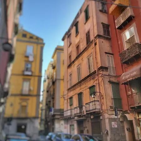 Alcaprì Suite Napoli Centro-2
