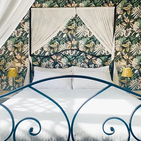 Grand Tour Design Guest House Catania Self Check-In-3