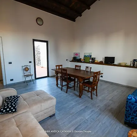 Antica Catania Accomodation-3