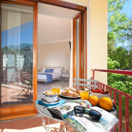 Torna a Surriento Suites-2