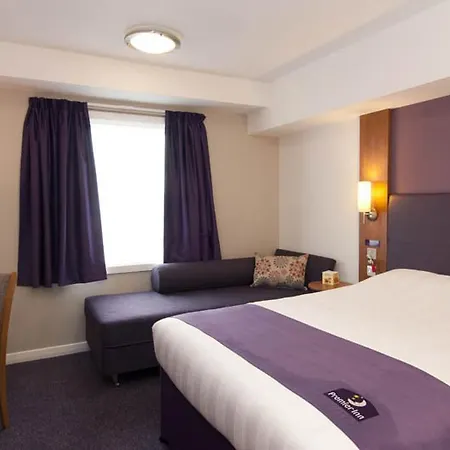 Premier Inn London Kensington-2