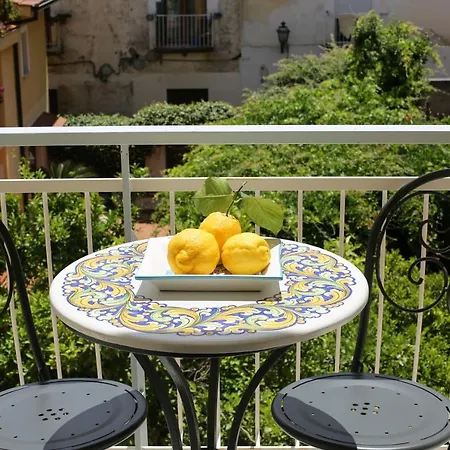 Sweet Sorrento Holidays-3