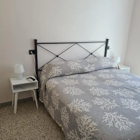 Borgomare Camere e Colazioni-3