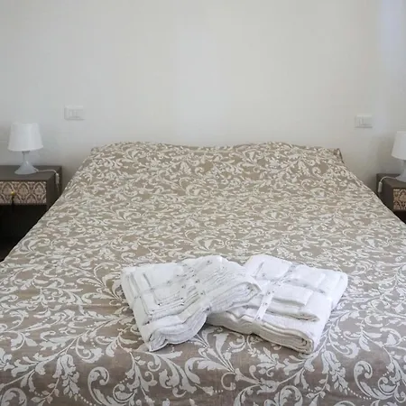 La Veranda Bed And Breakfast-3