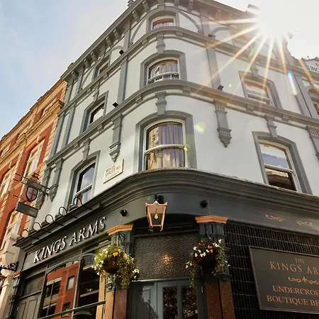 The Kings Arms Pub & Boutique Rooms-2