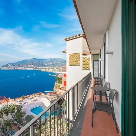 Sorrento & Else-2