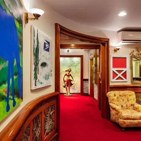 Roger Smith Hotel-3