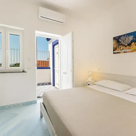 Poseidonia Rooms-3