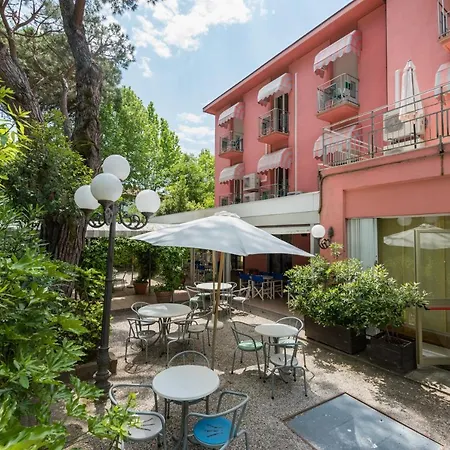 Hotel Villa Rosa-3