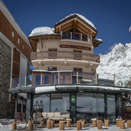 Hotel Lyskamm-3