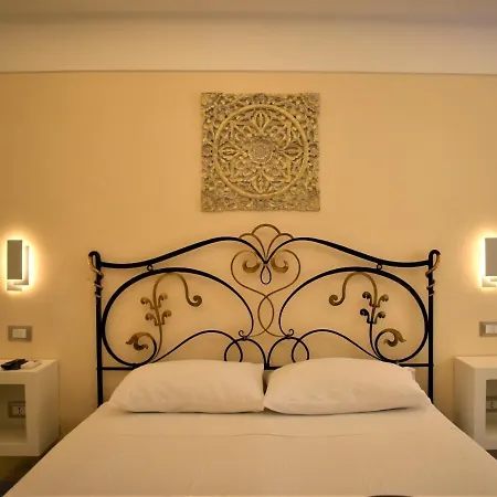 Federico 70 Zaffiro Luxury-2