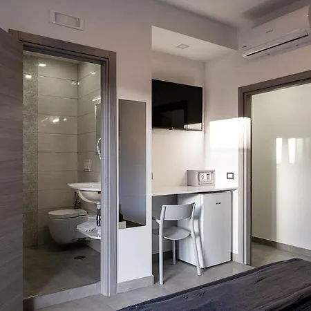 B&B Amica geniale-3